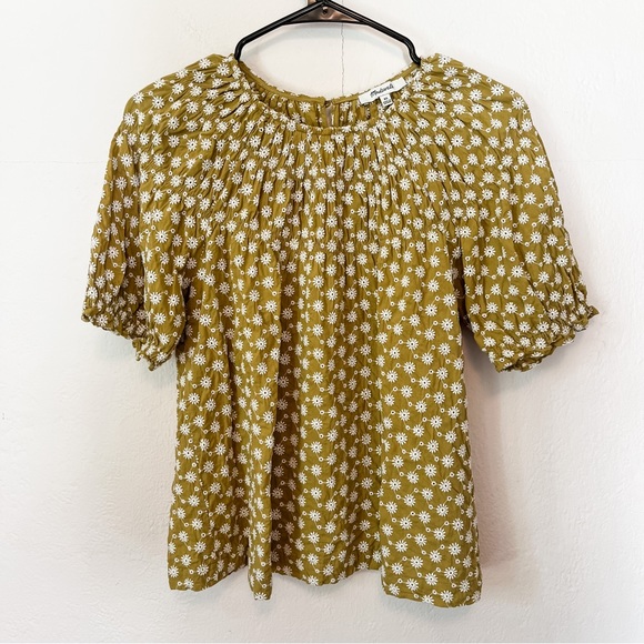 Madewell Daisy Embroidered Shirred Puff-Sleeve Top - Picture 2 of 7